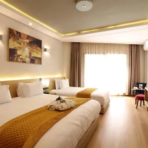 4* فندق Silver &